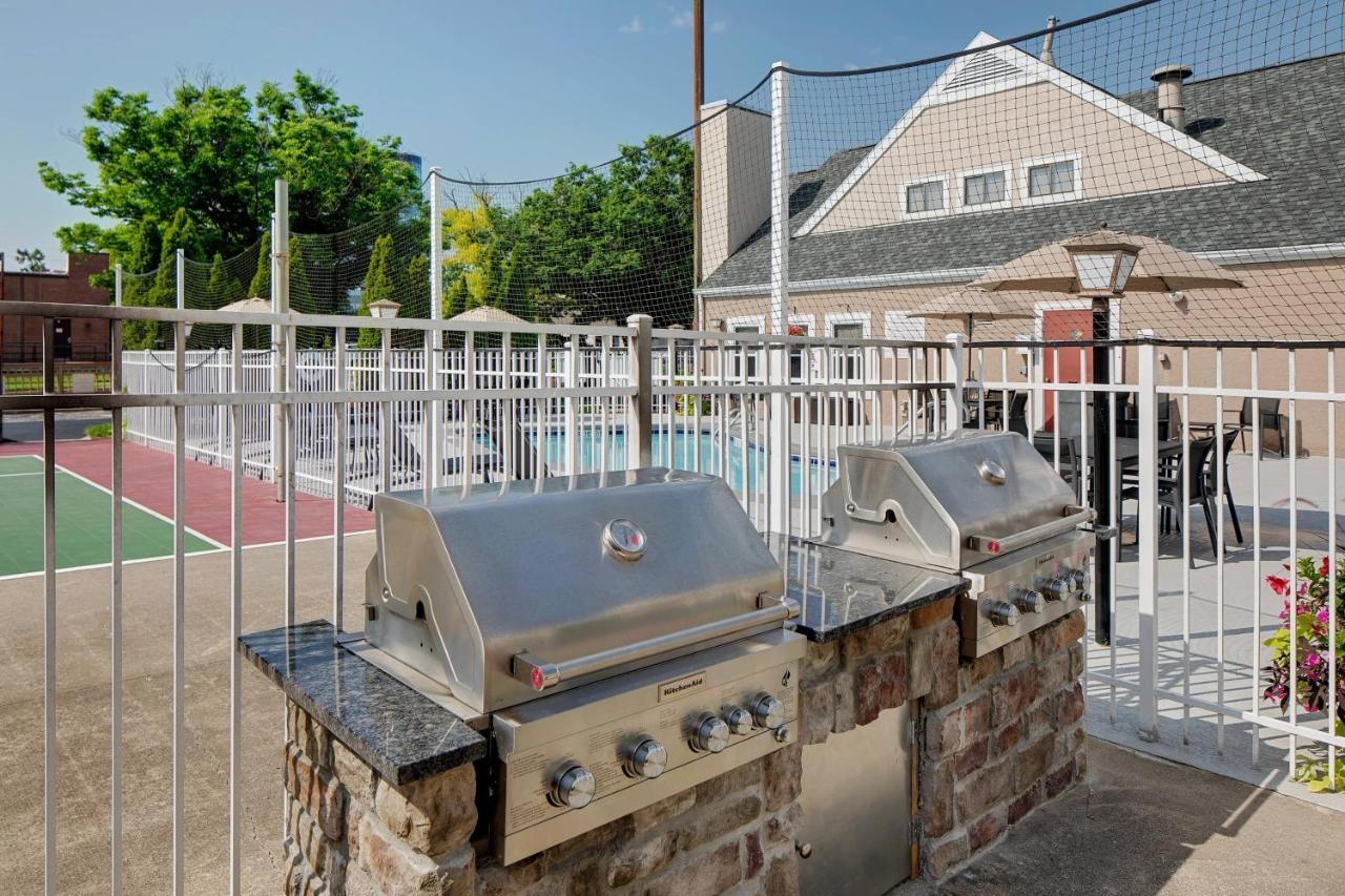 Residence Inn Louisville East Экстерьер фото