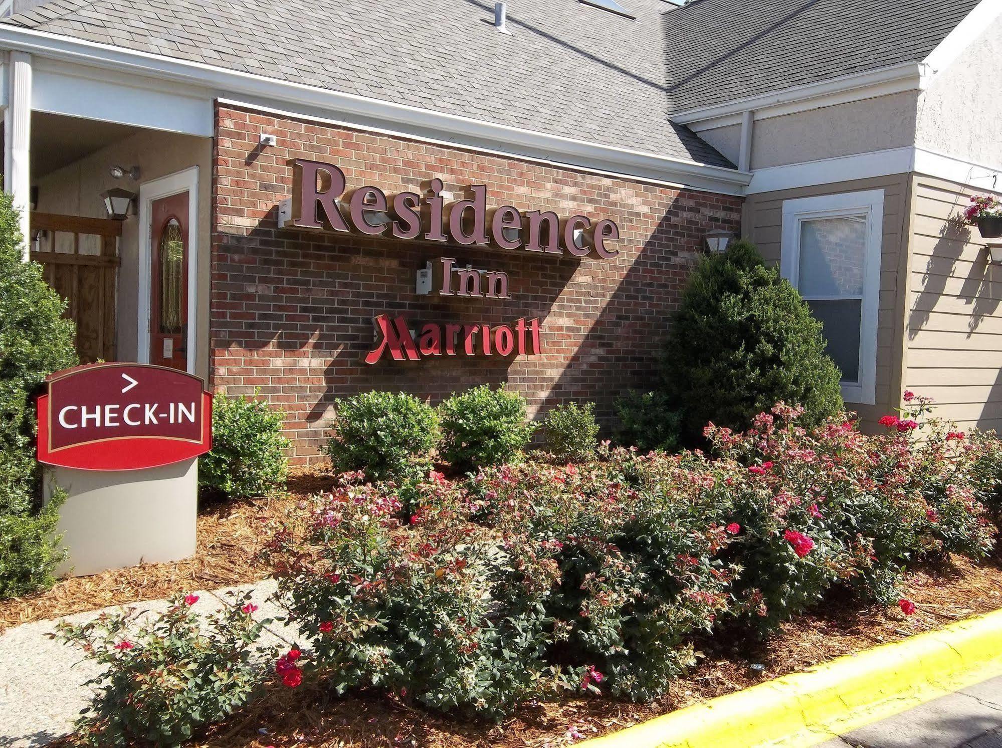 Residence Inn Louisville East Экстерьер фото